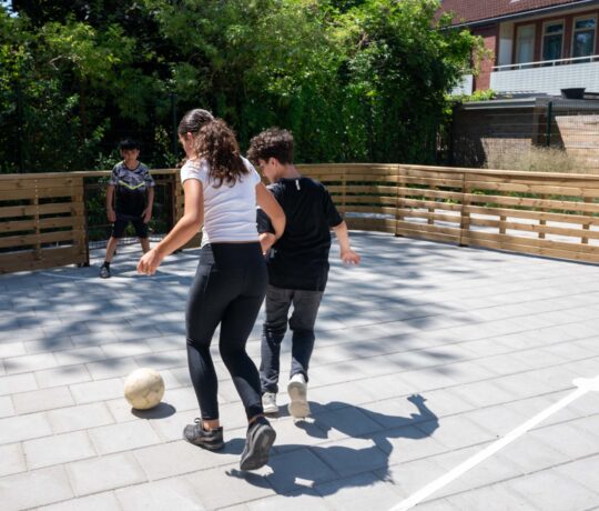 Jouw schoolplein vernieuwen met spel, sport en vergroening?